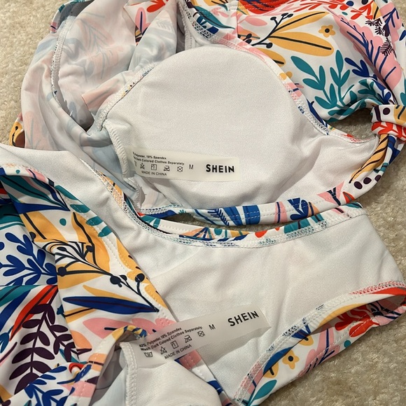 NWOT SHEIN Multi-Color Bikini - Size M - Picture 4 of 6